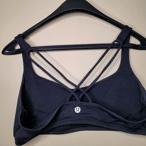 Size L Black lite support sports bra